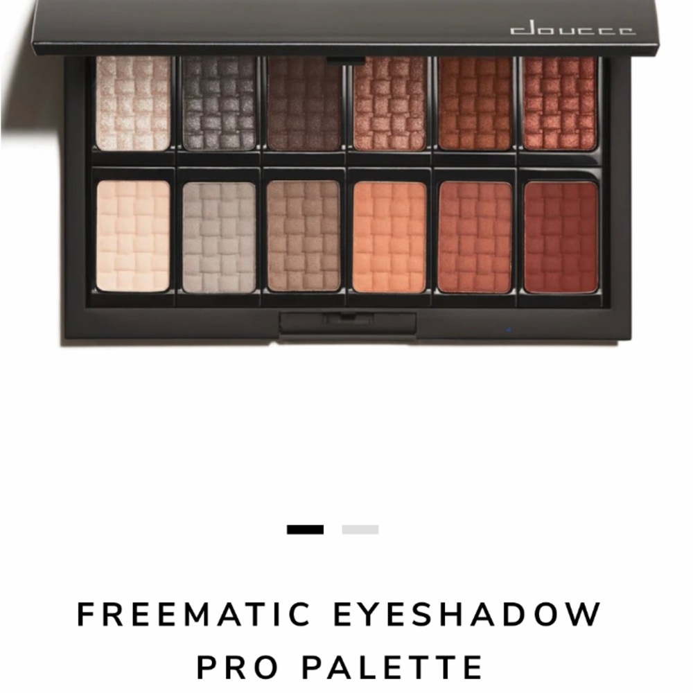 New Doucce Freematic eye shadow pro pallet in neutral NWOT